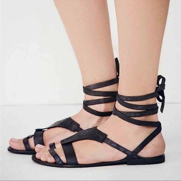 Free People Lace Up Gladiator Leather Sandals Black Size 38 - Picture 3 of 13
